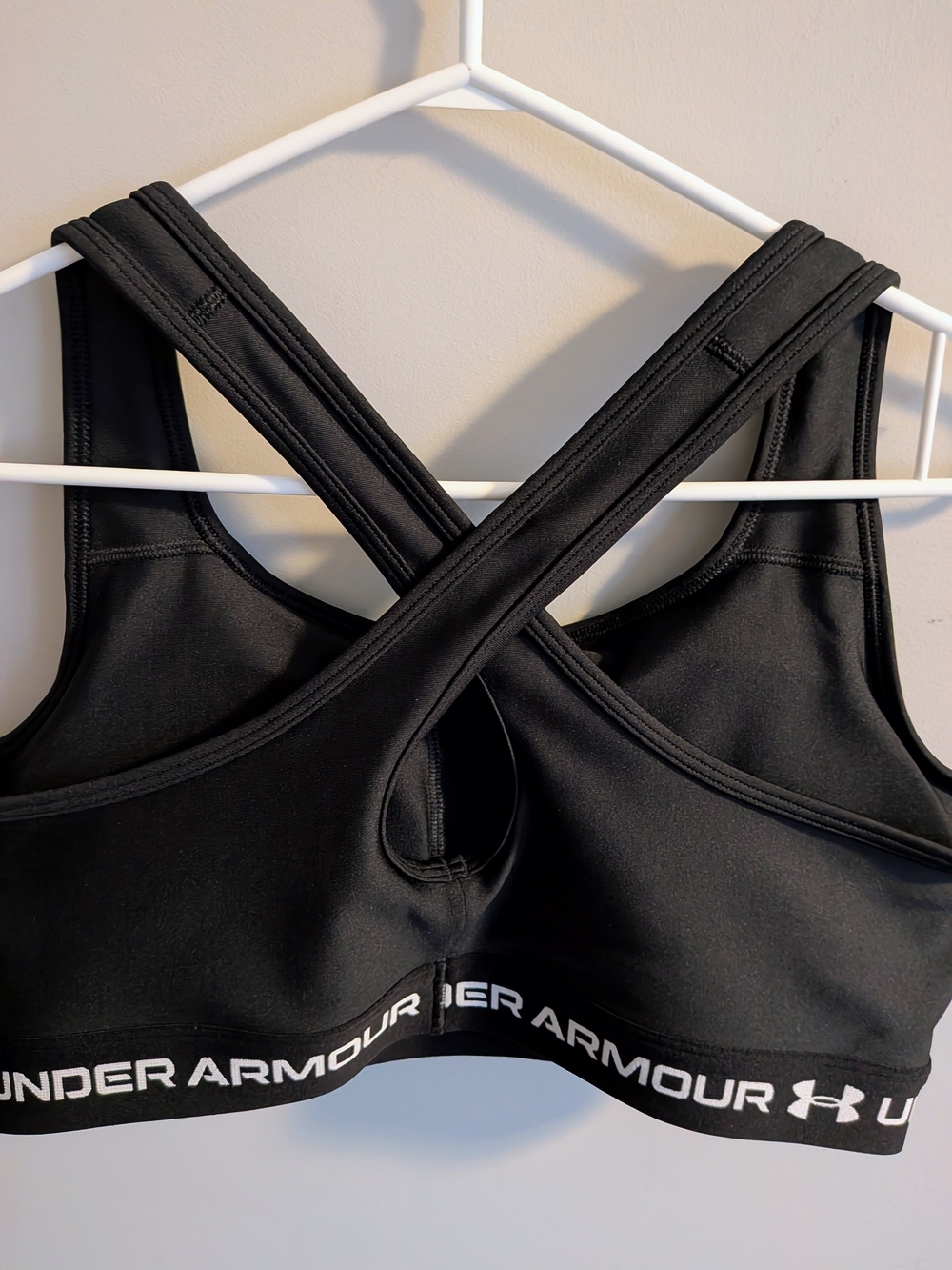 Under Armour Black Cross-Back Logo Sports Bra